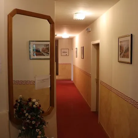 Lang 3* 莱布尼茨