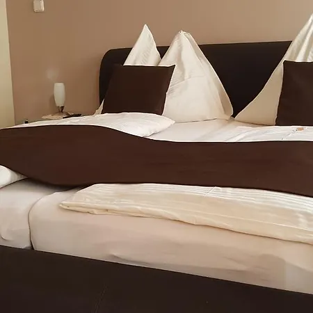 Lang Guest house 3*